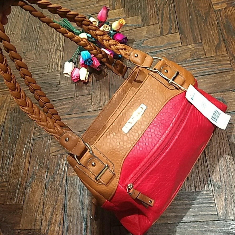 ❤️FINAL PRICE❤️NEW with tag 👜Rossetti Shoulder Bag